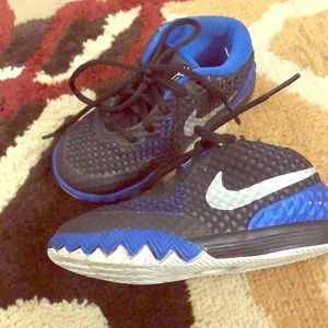 SOLD Royal blue and black toddler nikes size 8